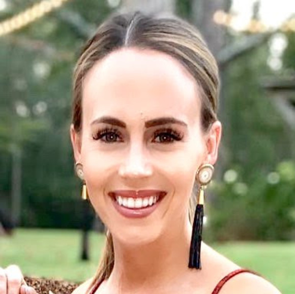 Meet your Posher, Janea - Picture 1 of 1